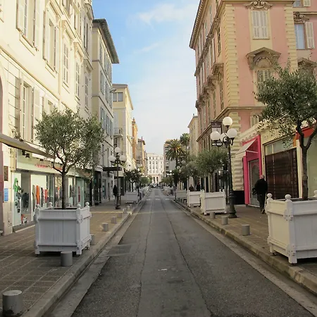 Centre Carre D'or * Nicea