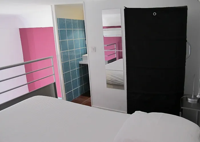 Centre Carre D'or Apartment *